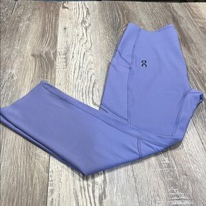 On Running Lavender Leggings Size medium